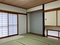 和室は、天井は既存のまま壁のクロスと障子・襖を張替え。畳は新しくしています。